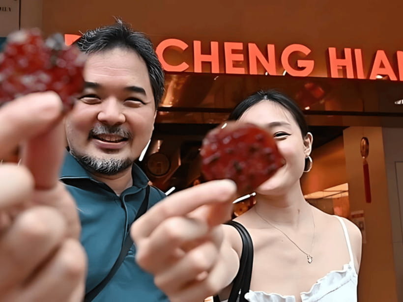 Personalised 3in1 Food Tour: 3 Cultural Trails of Singapore - Little India: temples, markets, and Indian flavors