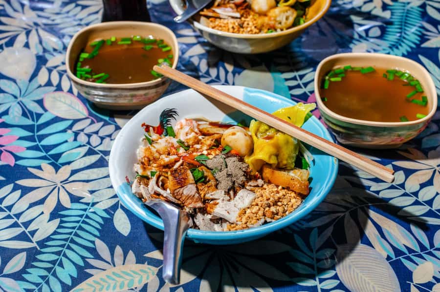 Phuket: Southern Flavours Food Tour with 15+ Tastings - Fresh spring rolls and Phuket’s mixed food culture