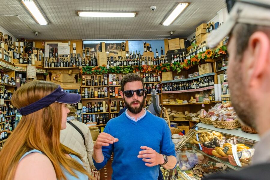 Porto: Delicious Food and Wine Walking Tour - Choosing between three and four hours