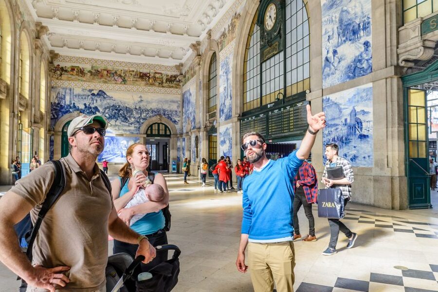Porto: Delicious Food and Wine Walking Tour - Dietary needs, children, and weather