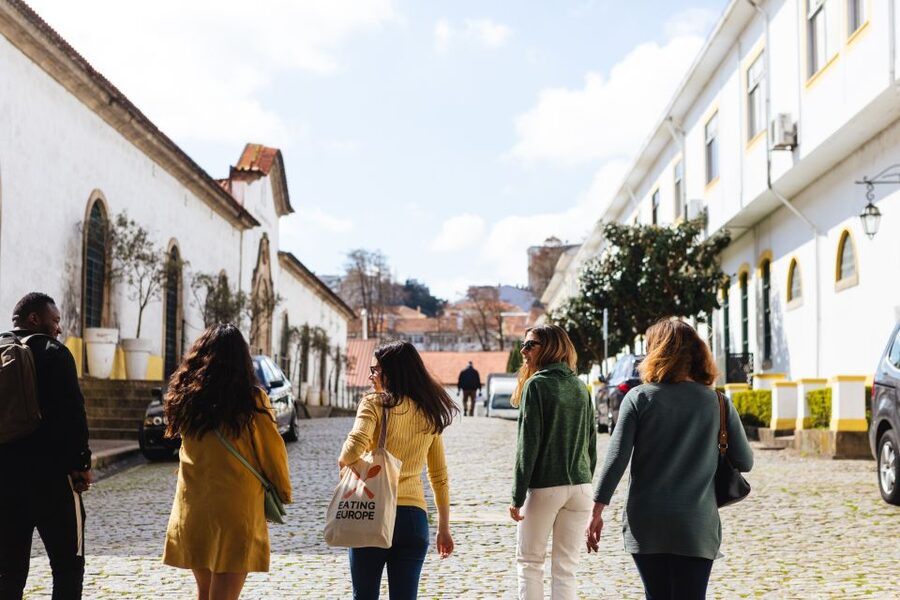 Porto: Food & Wine Tasting Walking Tour with Port Wine Cave - Make room for the Francesinha