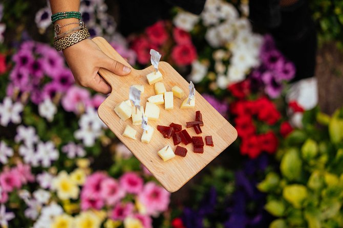 Porto Private Food and Drink Tasting Tour with Local - Who should book this food tour?
