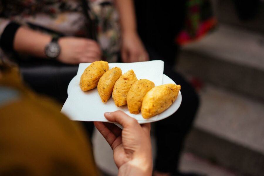 Porto: Private Food Tour – 10 Tastings with Locals - Should you book it?