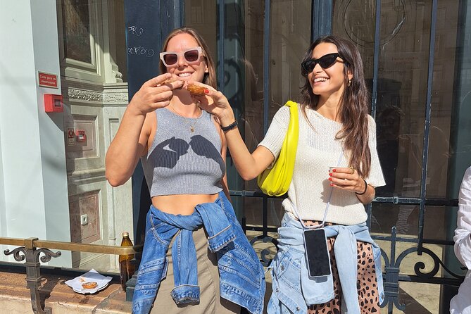 Private Food and Wine Tour: From Street to Gourmet - Portas do Sol and the first taste of Alfama