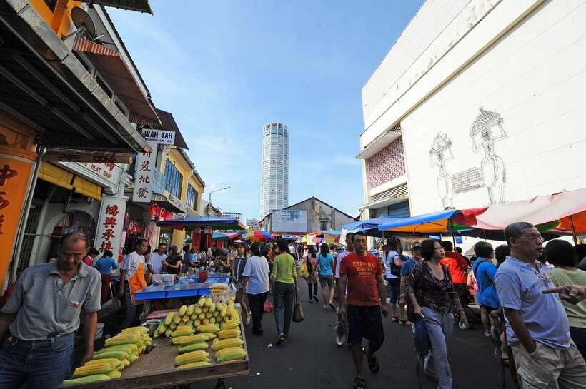 Private Half Day Penang Tasty Local Street Food Tour - Malay, Chinese, and Indian flavors in one outing