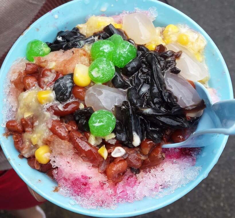 Private Half Day Penang Tasty Local Street Food Tour - The back lanes are part of the meal