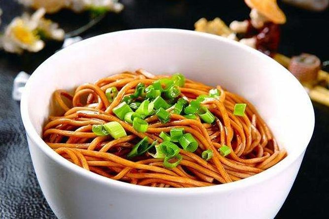Private Shanghai Evening Street Food Walking and Cruise Tour - The first two hours: Shanghai on a plate