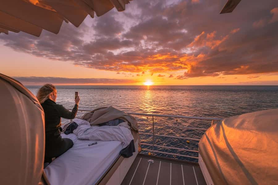 Reef Sleep: 2-Day Great Barrier Reef Pontoon & Gourmet Meals - Meals that make the long day easier