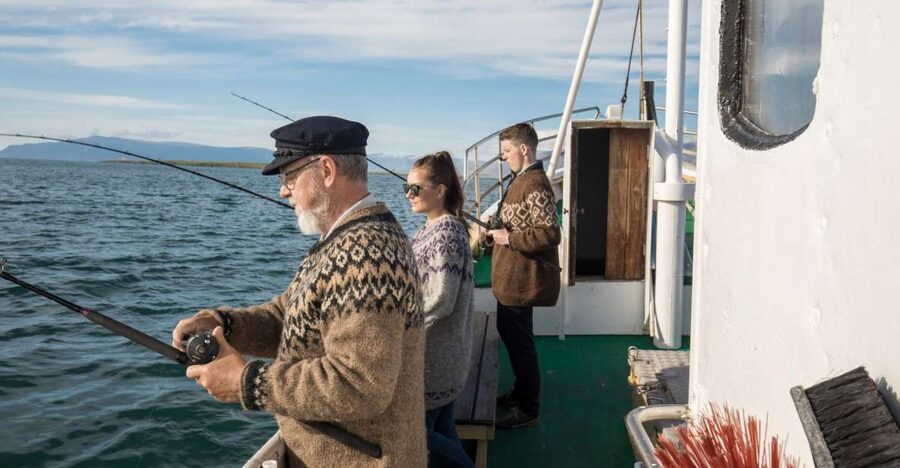 Reykjavik: 3-Hour Sea Angling Gourmet Experience Tour - Leaving Hlésgata Harbor for Faxaflói