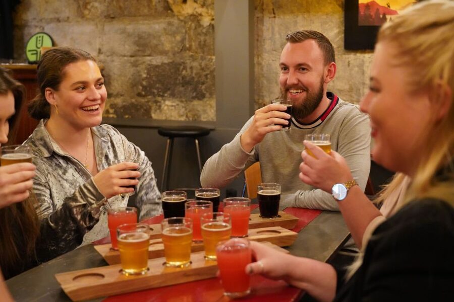 Reykjavik: Evening Icelandic Food and Drink Tour - Timing, clothing, and practical details