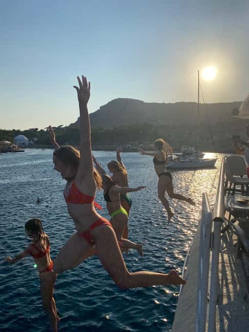 Rhodes: Sunset Cruise w/ Gourmet Buffet, Drinks & Live Music - Kallithea Bay gives the cruise its active hour
