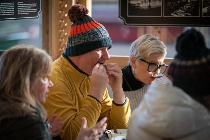 Riga: Central Market Traditional Food Tour in a Small Group - Key things to know before booking