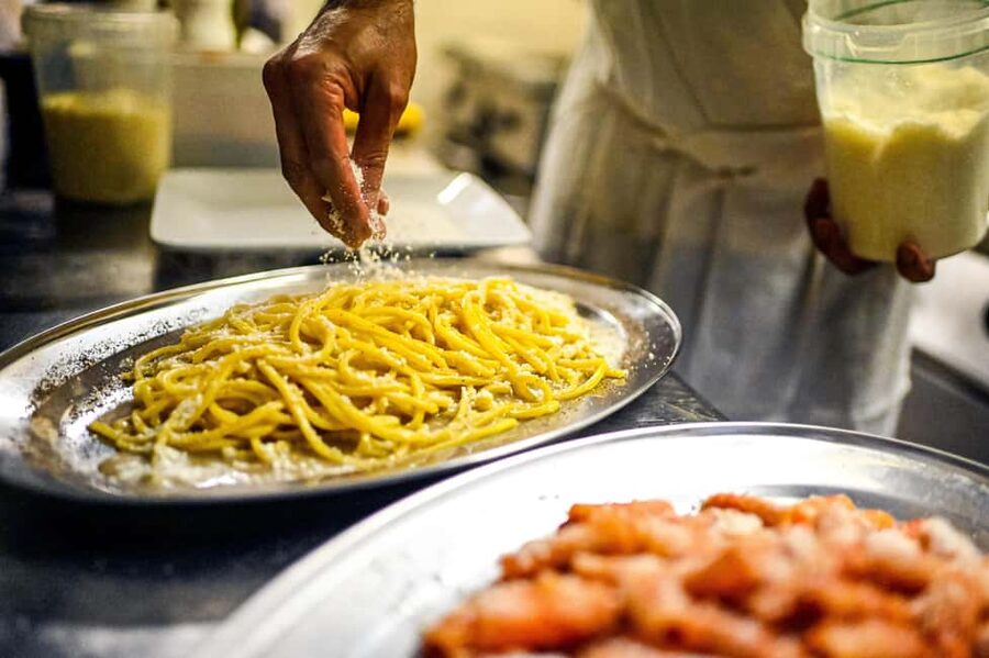 Rome: 3-Hour Guided Food Tour with Tastings - Pizza by the slice and crispy supplì