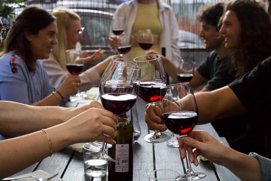 Rome All in One: Trastevere Food Tour, Dinner & Drinks - Starting at Piazza Mastai