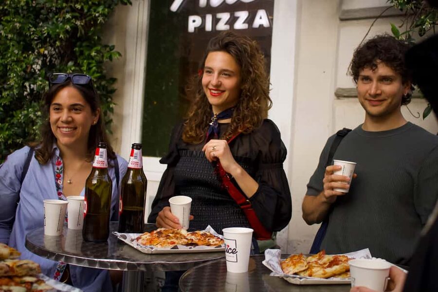 Rome All in One: Trastevere Food Tour, Dinner & Drinks - Fiordiluna finishes with gelato