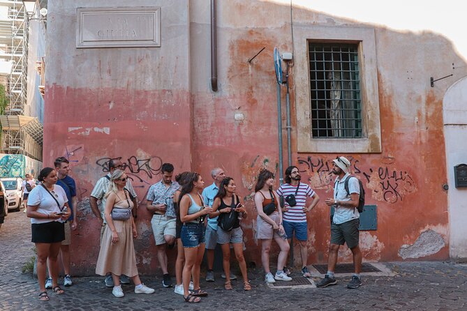 Rome Food Tour & Wine: Trastevere & Campo de' Fiori Like a Local - Fried hake at Dar Filettaro a Santa Barbara