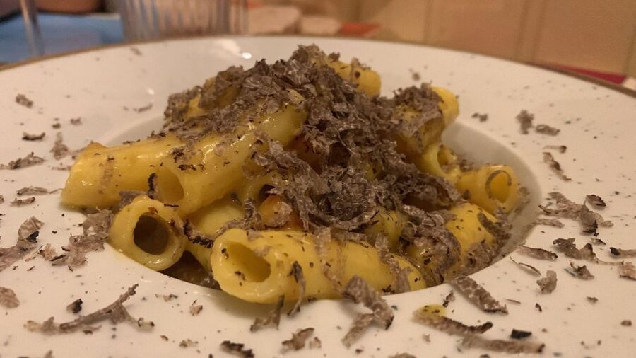 Rome: Food Tour with Market Visit - Food Quantity, Group Size, And Tour Pace