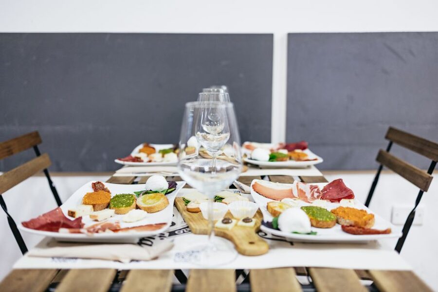 Rome: Gourmet Food Tour with Dinner & Barolo Wine - Il Segreto for handmade pasta and Barolo