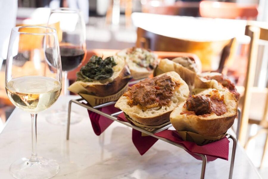 Rome: Gourmet Food Tour with Dinner & Barolo Wine - Pizzarium and Rome’s creative pizza