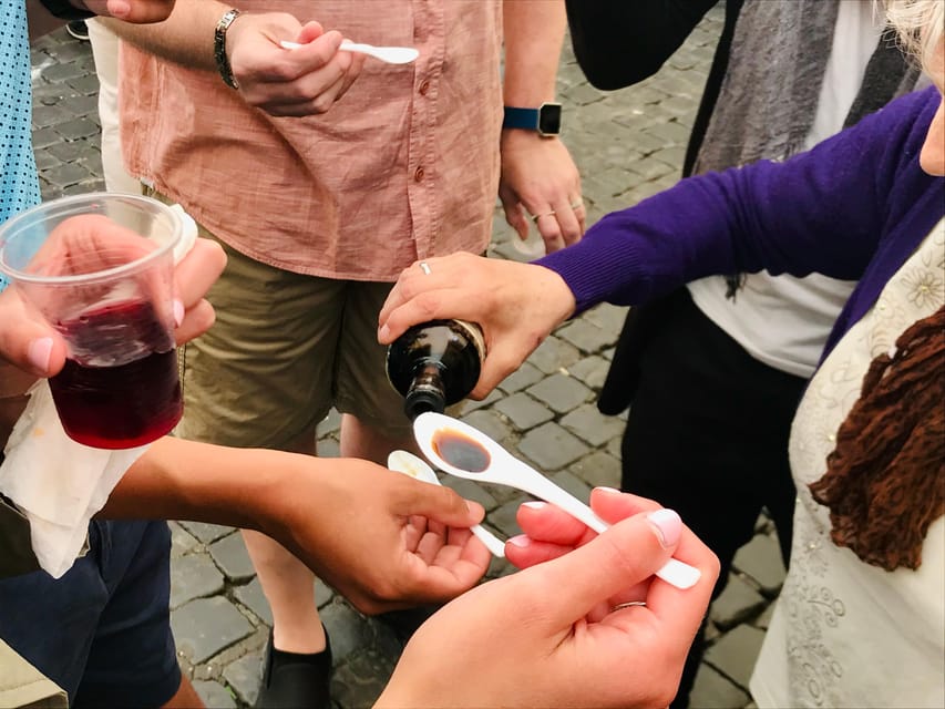 Rome: Jewish Quarter and Campo de' Fiori Street Food Tour - Key points at a glance