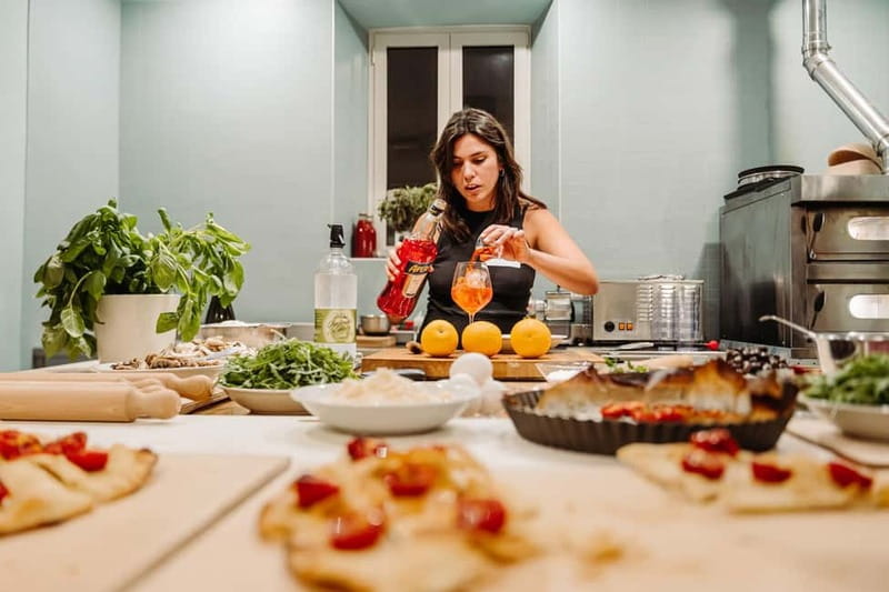 Rome: Pizza Making Class with Gelato & Drinks Included - Key points at a glance