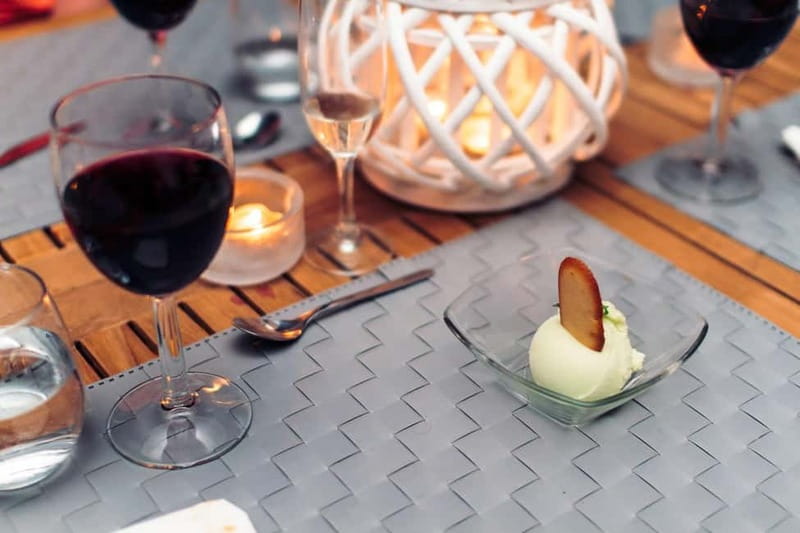 Rome: Pizza Making Class with Gelato & Drinks Included - What makes the guides important