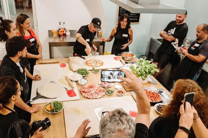 Rome: Pizza Making Class with Gelato & Drinks Included - Timing, meeting point, and cancellation