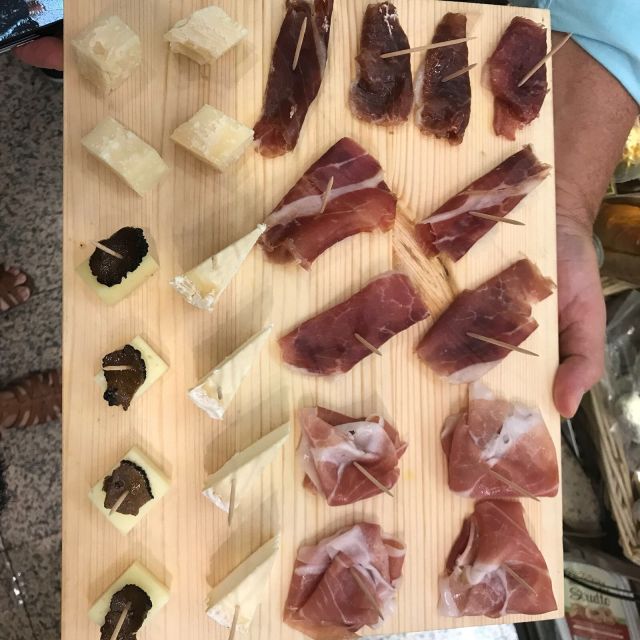 Rome: Trastevere Guided Food and Wine Tour with 20+ Tastings - Finishing with gelato and a lesson in quality