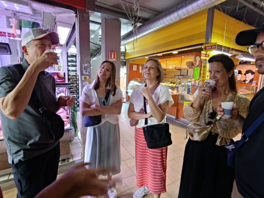 Rome: Vatican Street Food and Wine Tour with Farmers Market - Five useful things to know before booking