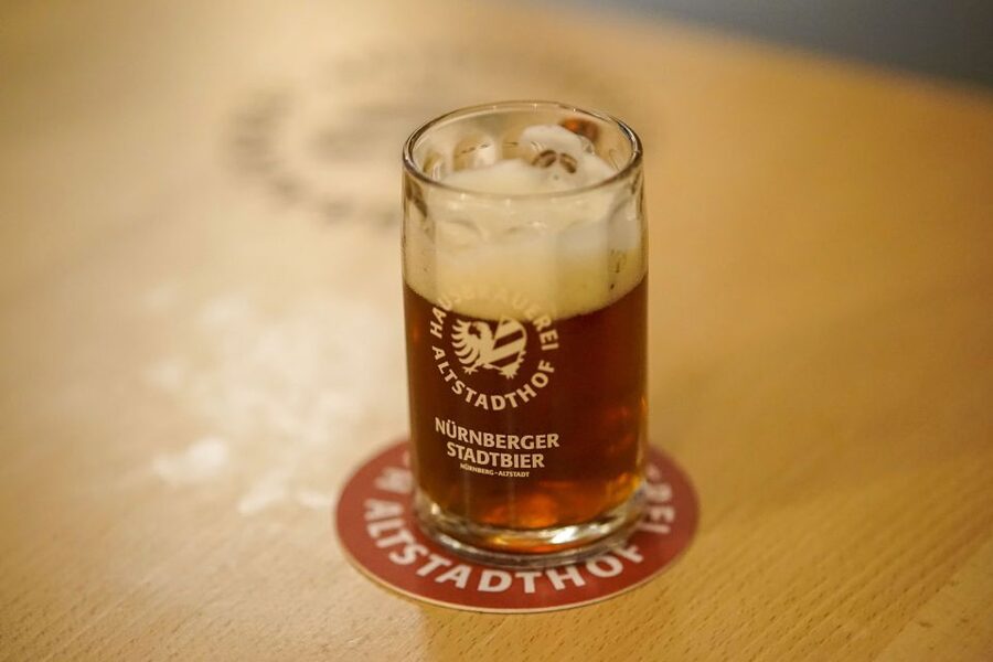 "Rotes Bier" and "Blaue Zipfel". A historical-culinary walk - Why this food walk works in Nuremberg