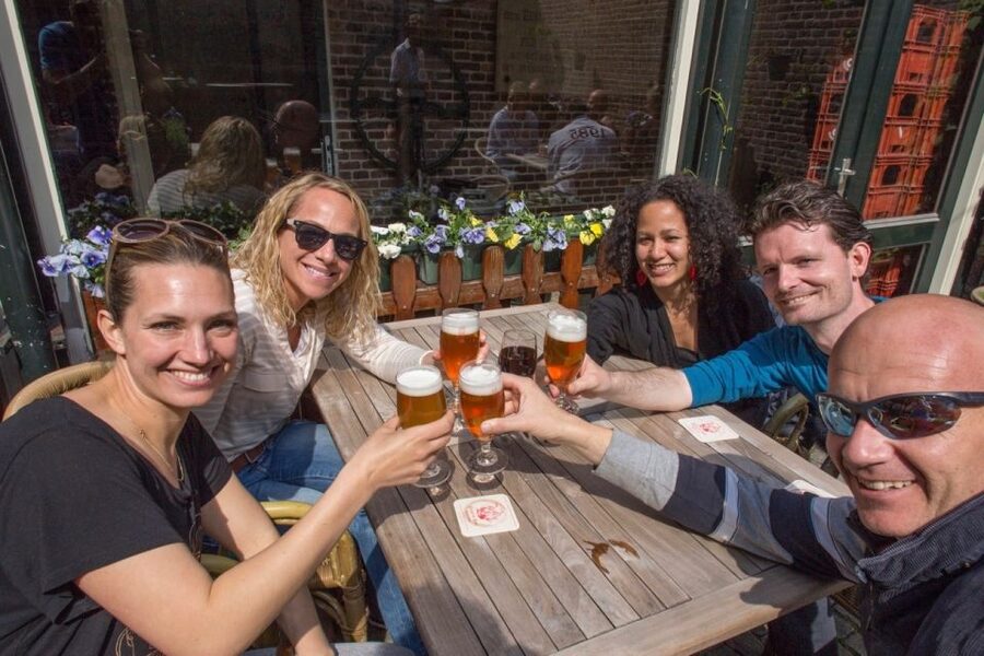 Rotterdam: Guided Walking Food Tour - Surinamese curry and Rotterdam’s international table