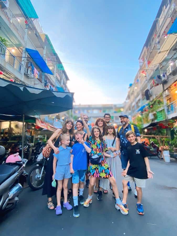 Saigon: Best Price Authentic Food Tour with Female Rider - Local snacks and Saigon’s favorite juice