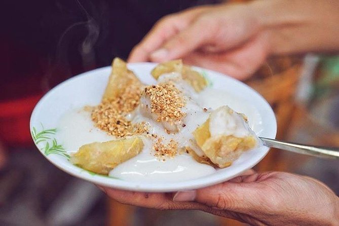 Saigon's Hidden Flavors - Private Street Food Walk with Local Students - Sugar cane juice and mixed rice paper