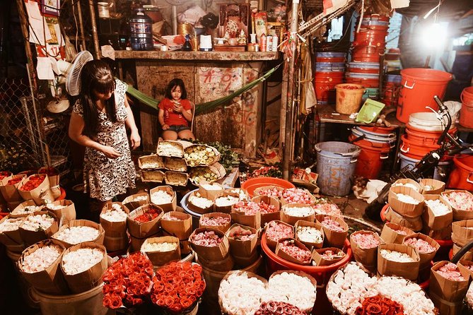 Saigon's Hidden Flavors - Private Street Food Walk with Local Students - How the guides shape the experience