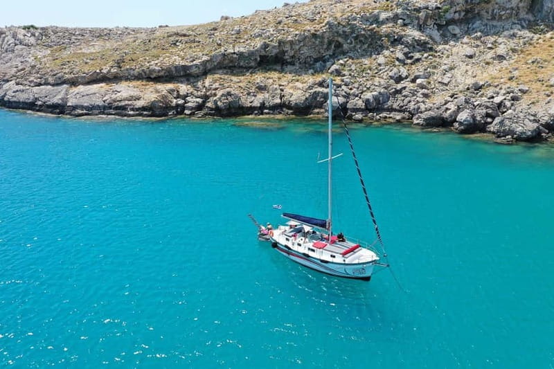 Sailing tour around Lindos with food and drinks - Why this Lindos sailing trip feels different