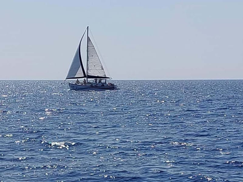 Sailing tour around Lindos with food and drinks - Leaving from the jetty near Pallas Beach