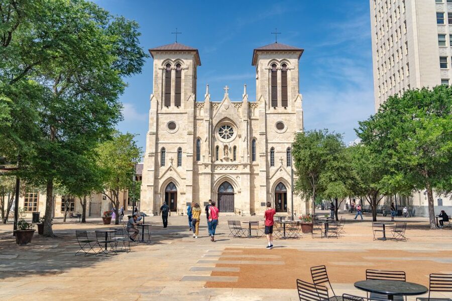 San Antonio: Historic Downtown Food and Culture Walking Tour - Why this food walk works for a first day in San Antonio