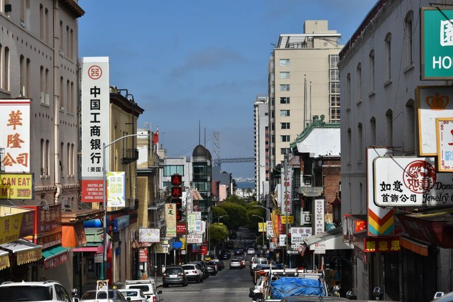 San Francisco: Chinatown Food and History Walking Tour - Portsmouth Square and the making of San Francisco