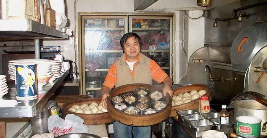 San Francisco: Food Walking Tour of Chinatown & North Beach - Fortune cookies, tea, and Chinatown crafts