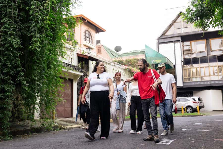 San José: Night Food and Culture Tour with Dinner - Barrio Escalante: From Homes to Nightlife