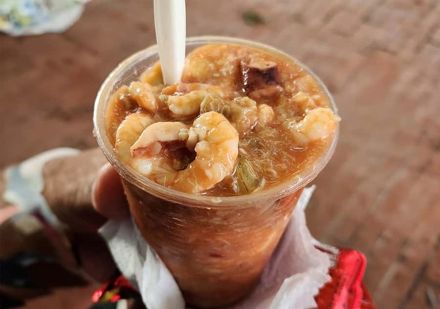 Santa Marta A Historical & Street food Experience - Camellón Rodrigo de Bastidas and the waterfront pause