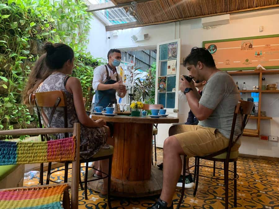 Santa Marta: Guided Walking Food Experience - Starting at the public market