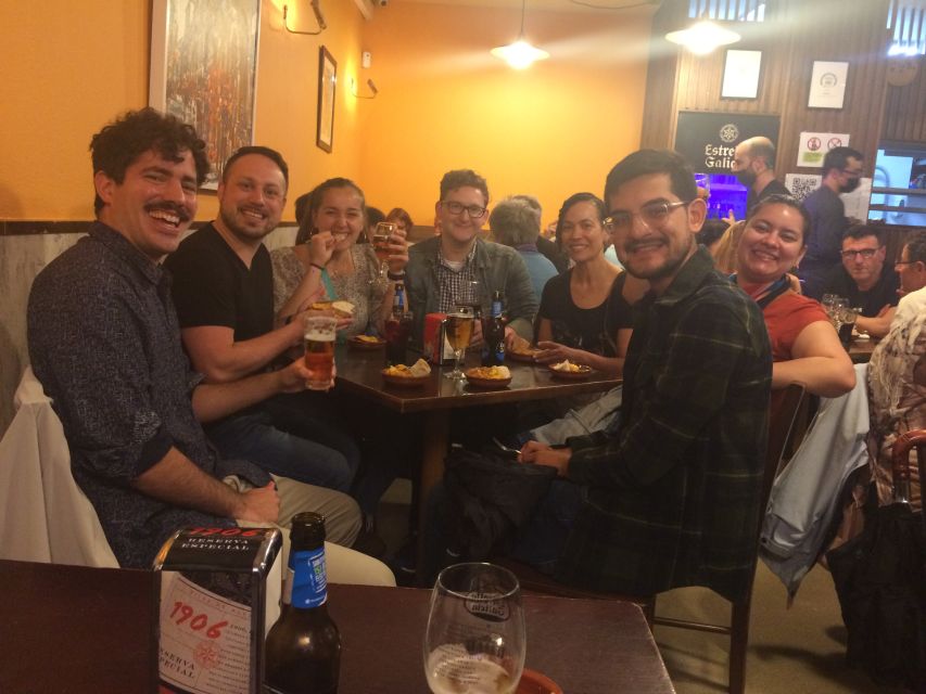 Santiago: Guided Foodie Tour with Drinks, Tapas & Live Music - Key points at a glance