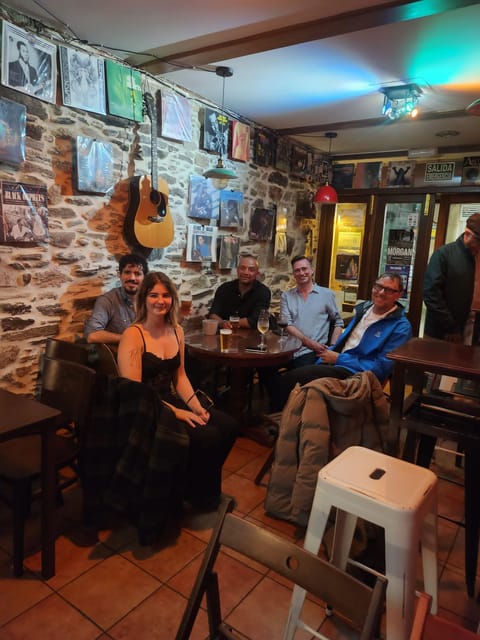 Santiago: Guided Foodie Tour with Drinks, Tapas & Live Music - Starting in Cervantes Square