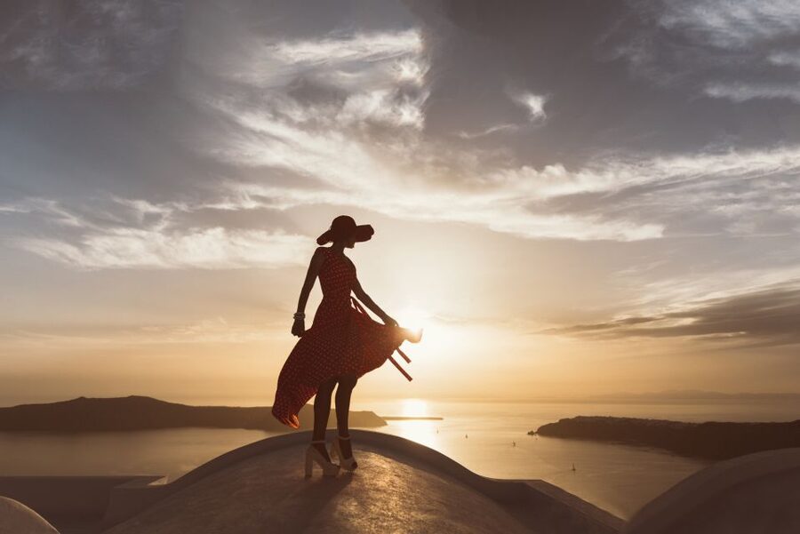 Santorini: Sunset Walking Tour with Local Food and Drinks - Sunset, moonlight, and three Greek spirits