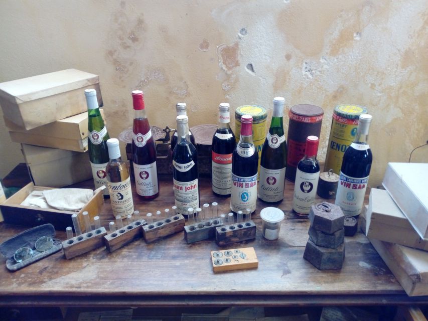 Santorini: Wine Tasting Tour & Sunset Viewing - Third winery: the evening’s grand finish