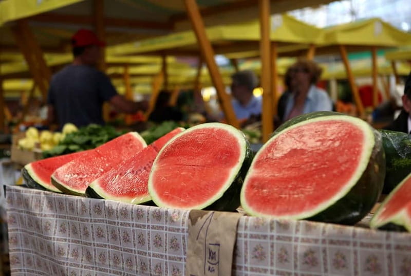 Sarajevo: Sarajevo City Market, Old Town Food Tasting Tour - Markale Open Market and Sarajevo’s produce