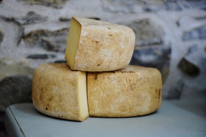 Sarlat Gourmet Tour and Market Visit - What you may taste at the three shops