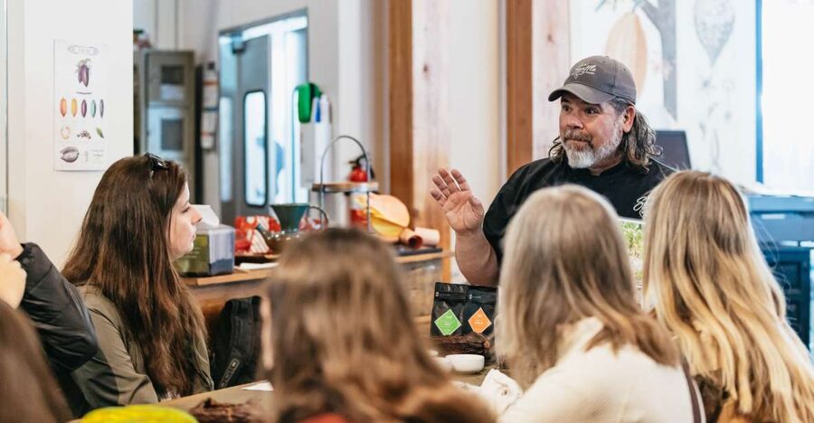 Seattle: Pike Place Market Chef-Guided Food Tour - What the two hours feel like