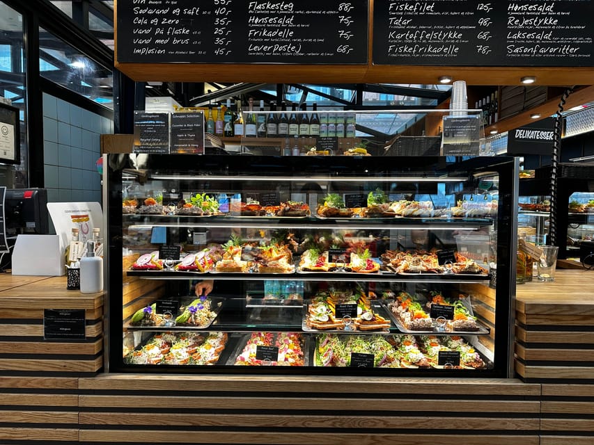 Secret walking Food Tour Copenhagen - Starting beside Københavnerkirken